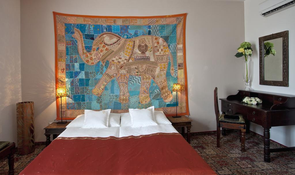 Hotel Tacl Holešov Zewnętrze zdjęcie